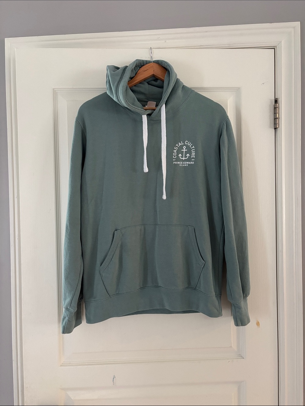 Women’s Coastal Culture Hoodie